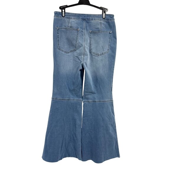 Free People We the Free Youthquake Cropped‎ Flare Stretch Jeans Size 29 NWOT - Picture 3 of 9